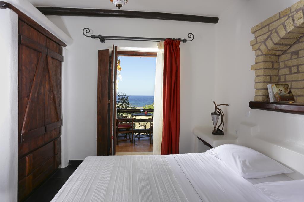 Astrolithos Boutique Hotel Monemvasia Room photo