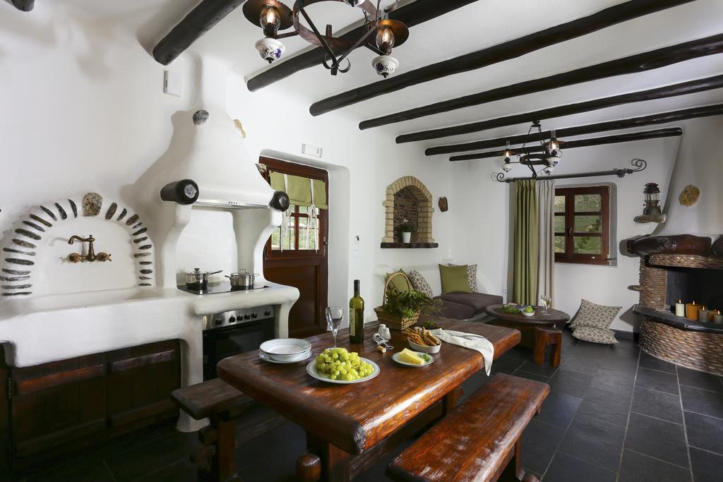Astrolithos Boutique Hotel Monemvasia Room photo