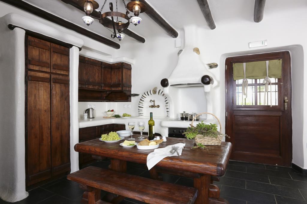 Astrolithos Boutique Hotel Monemvasia Room photo