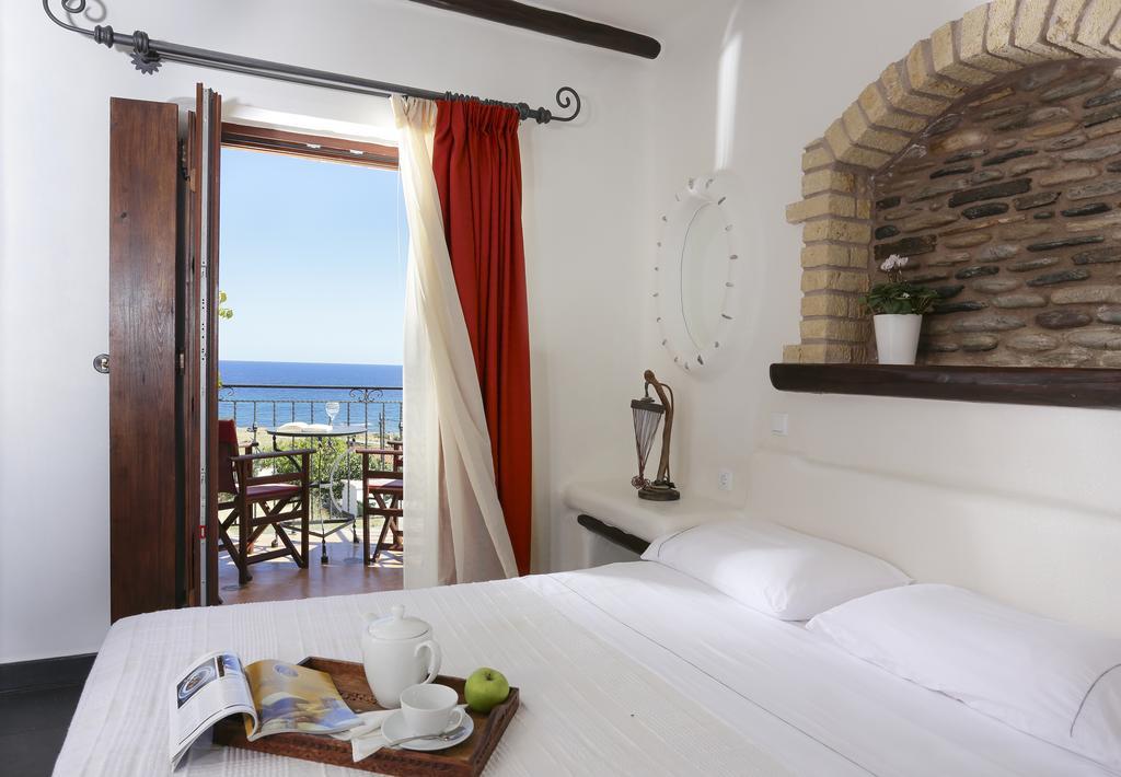 Astrolithos Boutique Hotel Monemvasia Room photo