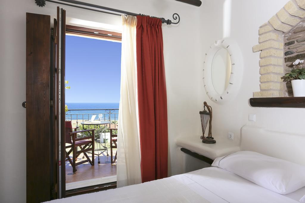 Astrolithos Boutique Hotel Monemvasia Room photo