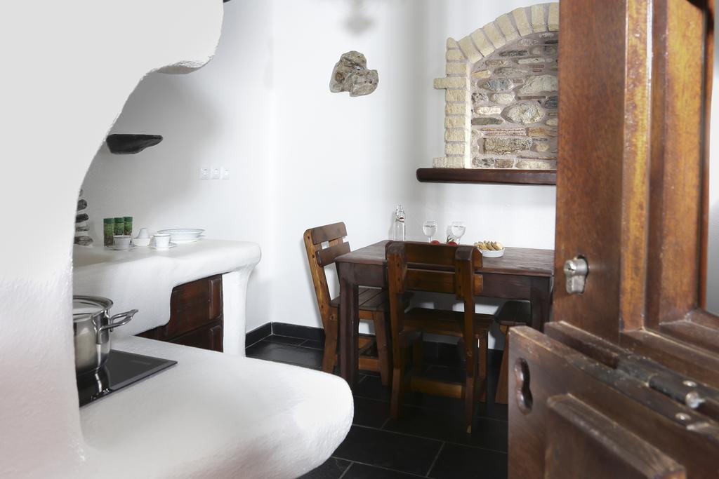 Astrolithos Boutique Hotel Monemvasia Room photo